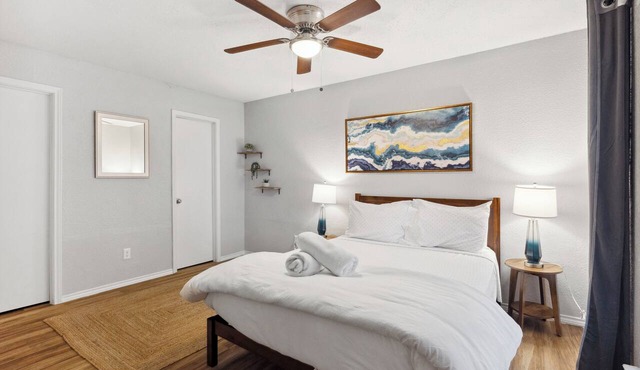 Beautiful 1BD/1BA in University Hills 0xaf