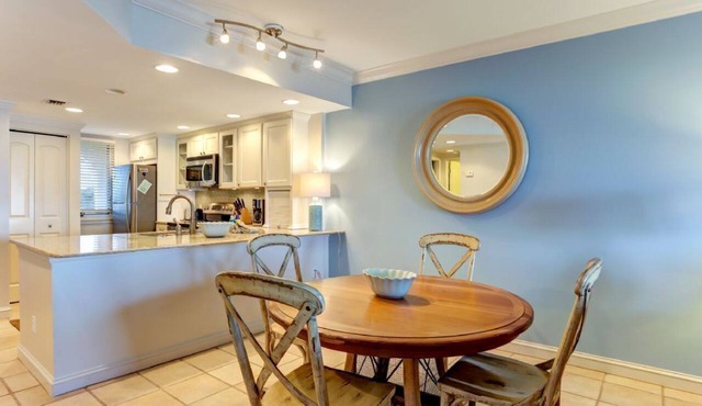 Beautiful 2br/2ba Oceanfront, Sea Dunes