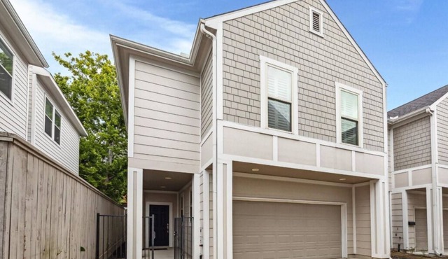 Best Location near Downtown/The Heights