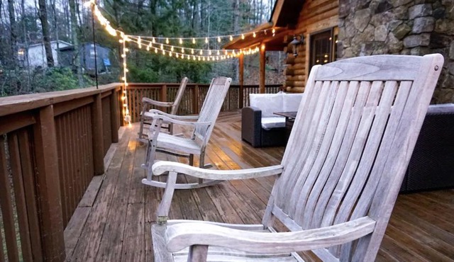Bhattimore Cabin Custom Log Home