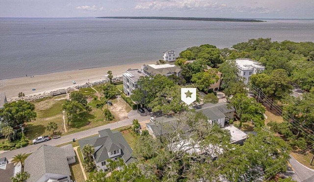 Bill's Beach Bungalow | East Beach Condo Near Pier Village | St. Simons Island