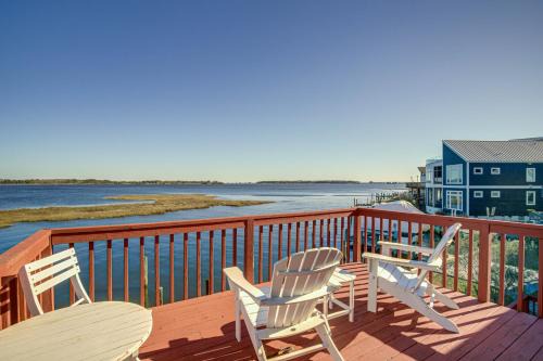 Boat Dock! Waterfront Group Getaway in Ocean Pines