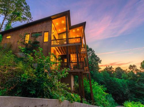 Capstone in Blue Ridge