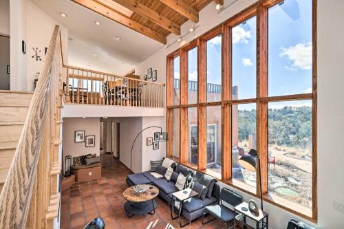 ‘Casa al Reves’ Pueblo-Style House with Views!