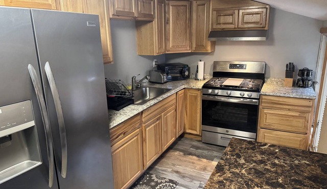 Charming 1-bedroom apartment in beautiful Hoonah with WiFi