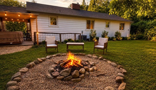 Charming Asheville Cottage: HotTub+ Fire pit.Great Location! Near DT & Biltmore.