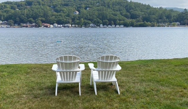 Charming Beachfront Cottage on Newfound Lake