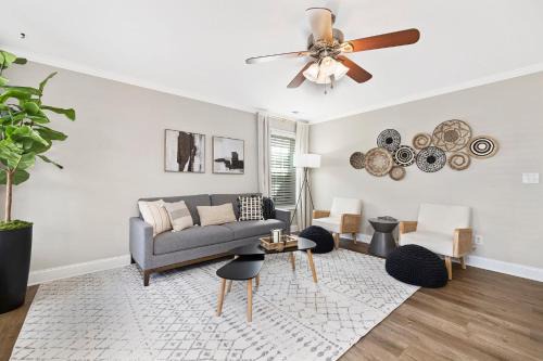 Charming Belmont Retreat - 3 beds & Private Yard