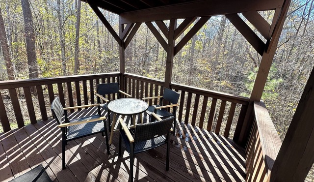Charming Private Studio in the Heart of Jasper in Jasper
