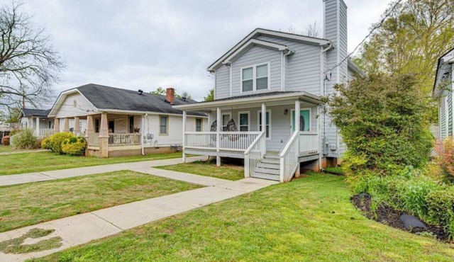 Colonial Hill Haven Stay