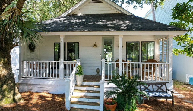 Community Pool, 7 Minute Walk to Beach & Golf Views! Fully Renovated, Single Story Beach Bungalow!