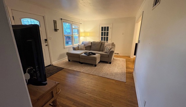 Cozy 2-bedroom house in fantastic KC World Cup host city