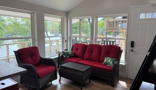 Cozy A-Frame Cabin with Lake Views, Loft & Private Deck Sleeps 6 in Eldon
