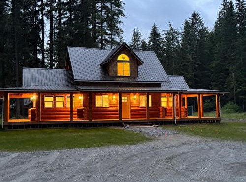 Cozy log home
