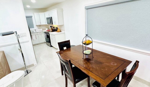 Cozy renew 3BR STRIP next LVCC book best-Spot Sale POOL Labor Day LVCC enjoy