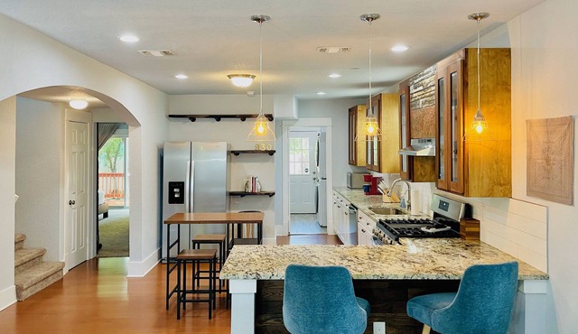 Cute Bungalow in Government Hill - 5 mins to Pearl & 7 to riverwalk and downtown