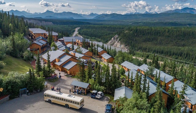 Denali Bluffs Hotel