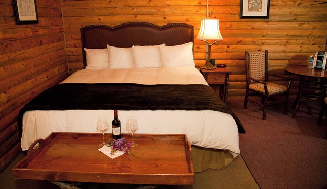 Denali Private Deluxe Cabin on Sugarloaf Mountain