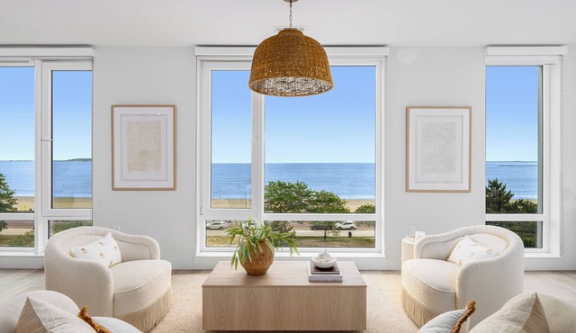 Designer Oceanfront Retreat Featured in Architectural Digest ☀ Steps from Beach