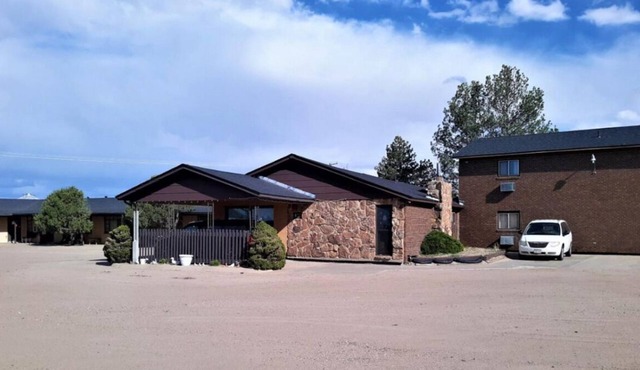 Discover Eastern Colorado Historical Society Jail Museum! 2 Comfortable Units in Cheyenne Wells