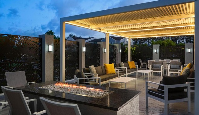 DoubleTree by Hilton Brunswick in Brunswick