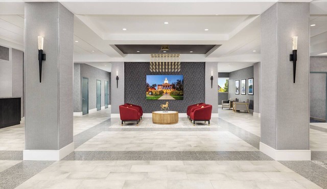 DoubleTree by Hilton Downtown Concord