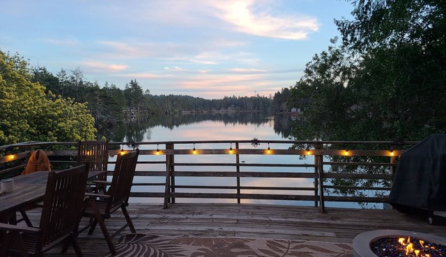 DUNEHAVEN AFRAME CABIN LAKEFRONT DUNE ACCESS RETREAT