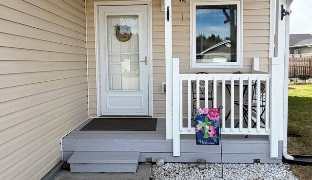 Easy Stay Cozy 3BR Home Aurora Views Prime Location
