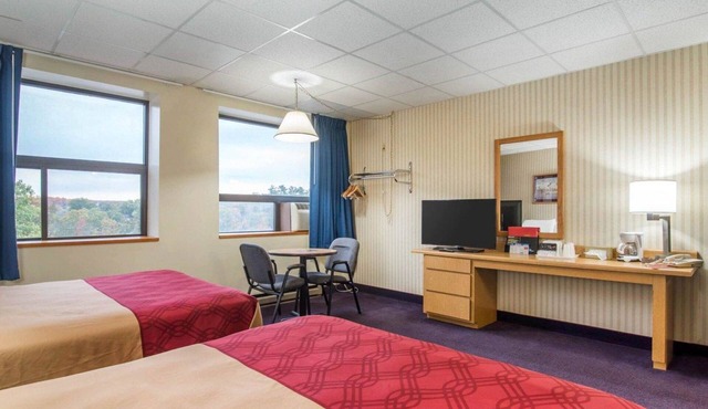 Econo Lodge Manchester