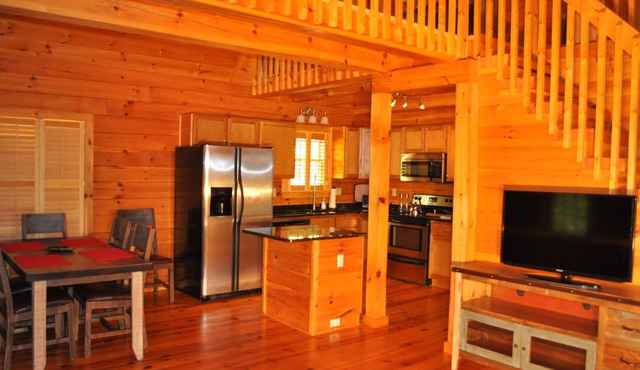 Enjoy Serenity - Private & cozy, yet close to everything!