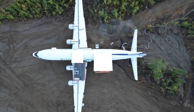 Everts DC-6 Cargo Plane: Sleep in an Alaskan Legend