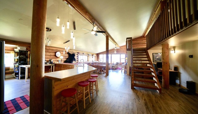 Flat Fish Lodge B&B