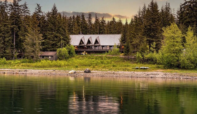 Glacier Bay Lodge