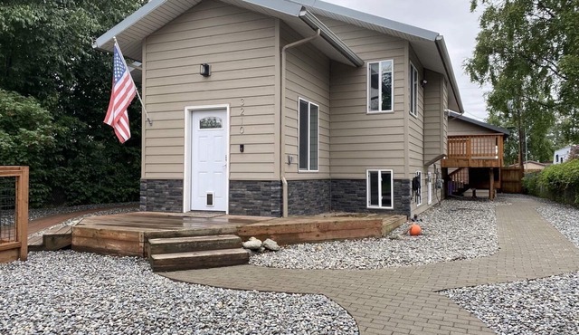 Great Anchorage Mid-Town Location