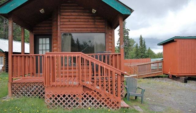 Gwin's Lodge Spruce Chalet #13