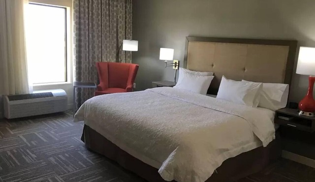 Hampton Inn McPherson