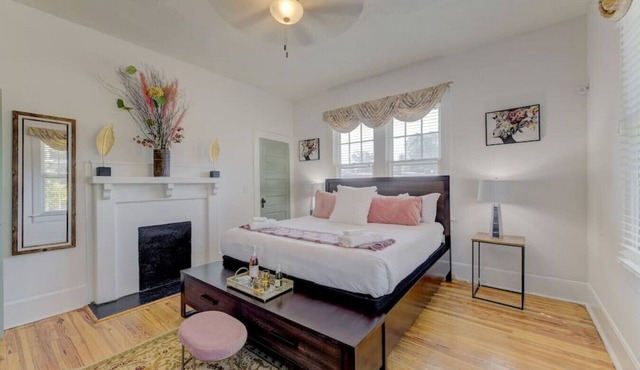 Heidt of Cola | 3BR located behind 5 Points!