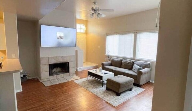 Hill Country Haven: Gateway to TXST and San Marcos