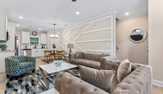 Home Away w/Master Suite - 3 Bedrooms/2.5 Baths