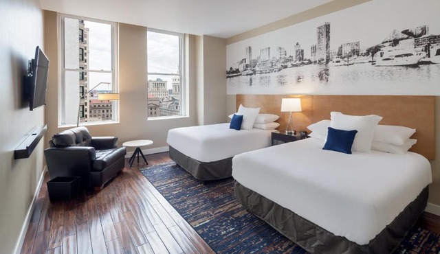 Hotel RL Baltimore Inner Harbor in Baltimore