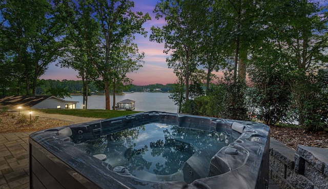 Kempton Cove by SoCharm | Beautiful Lake Home w/Hot Tub