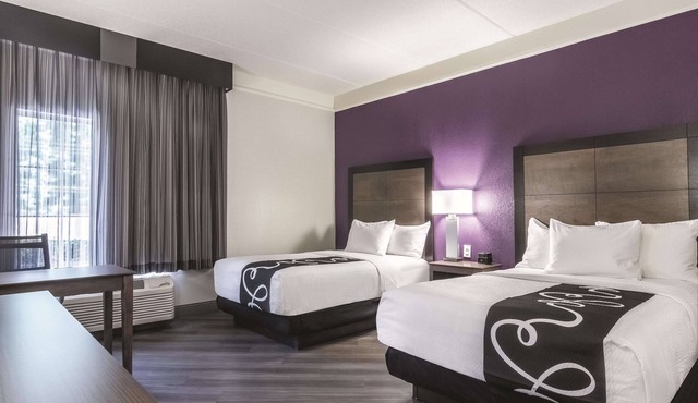 La Quinta Inn & Suites by Wyndham Atlanta Conyers