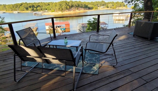 Lakefront Home-Boat Slip, Sandy Beach, Sleeps 12- July Dates Open