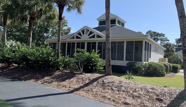 Lakeside Villa 63A located in Litchfield by the Sea Community