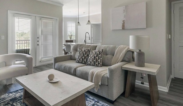 Landing | Amazing 1BD, Clubhouse