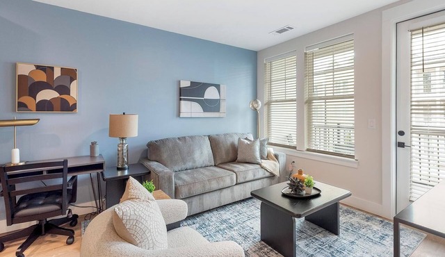 Landing | Beautiful 1BD, Pool, Clubhouse