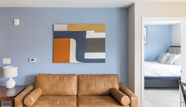 Landing | Chic 2BD, Game Room, Pool