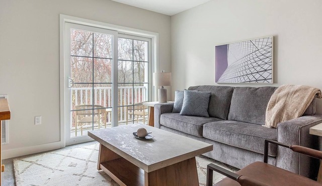 Landing | Modern 2BD, Game Room, Gym