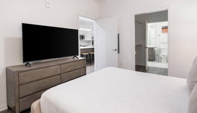 Landing | Modern 2BD, Gym, Yoga Studio