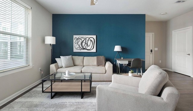 Landing | Stunning 1BD, Clubhouse, Pool
